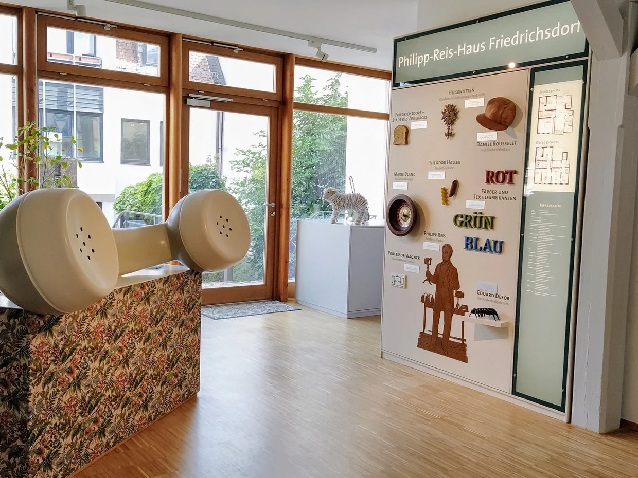 csm_02_Philipp_Reis_Haus_Foyer_c6331c2656